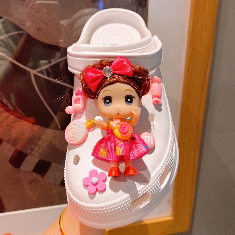 ชุดจิบบิต ตุ๊กตาบาร์บี้ 3D แต่งสายโซ่ เครื่องประดับ รองเท้าผู้หญิง สําหรับตกแต่งรองเท้า Crocs