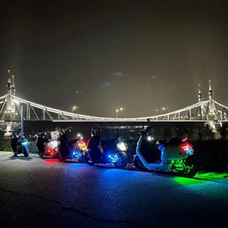 ไฟท้ายรถจักรยานยนต์ led กระพริบ พลังงานสูง ดัดแปลง