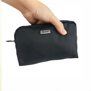 ขายดี!!! Tumi Delta Airlines Amenity Kit Toiletries Bag กระเป๋าอเนกประสงค์ สีแดง โลโก้คําว่า กระเป๋าผู้ชาย