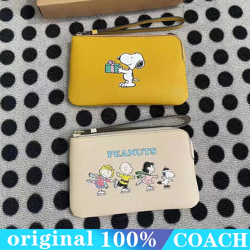 COACH cc714 Snoopy กระเป๋าสตางค์ผู้หญิง/พิมพ์ลายซิปเดี่ยวคลัทช์/กระเป๋าใส่เหรียญสร้างสรรค์