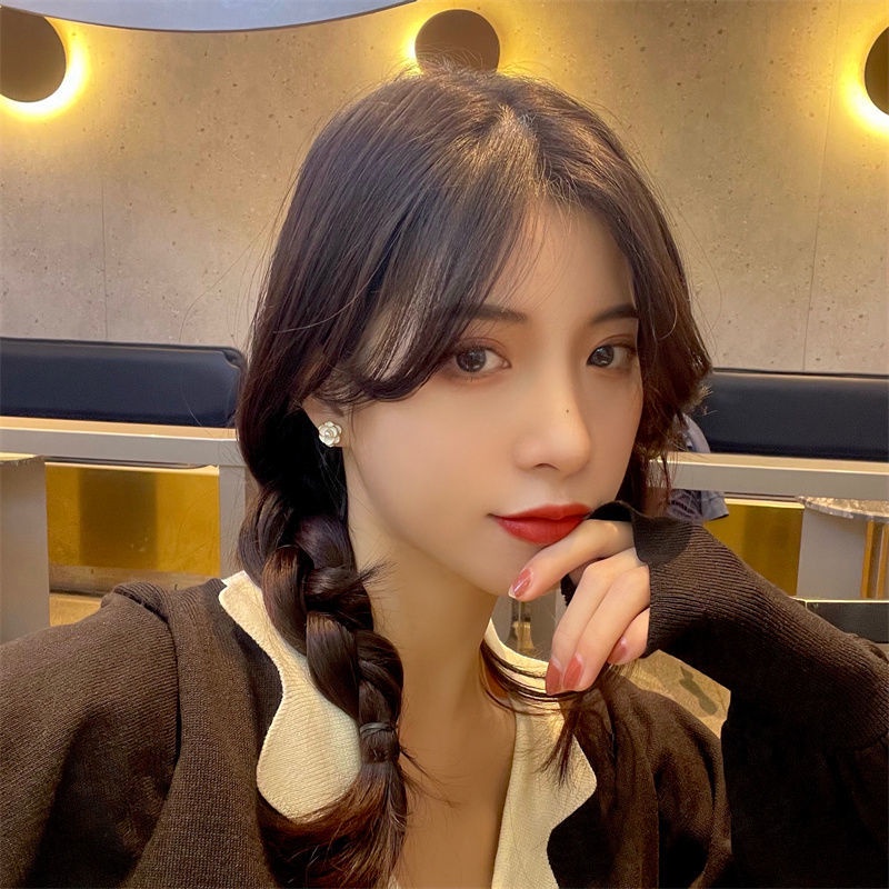 17 กม. ดอกคามิเลีย มุก ต่างหู หรูหรา สีขาว ดอกไม้ ทอง สตั๊ด ต่างหู สําหรับผู้หญิง เครื่องประดับ อุปกรณ์