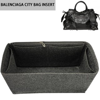 Balenciaga กระเป๋าผ้าสักหลาด อุปกรณ์เสริม สําหรับจัดระเบียบด้านในกระเป๋า D114