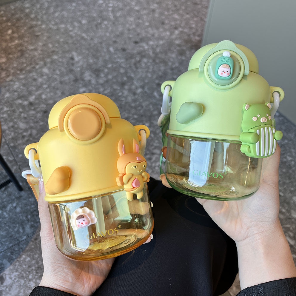 พร้อมส่งJG-2581ขวดน้ำแบบใส ขวดน้ำขนาด 650ml ขวดน้ำสำหรับพกพา แถมฟรีสติ๊กเกอร์ 3D สุดน่ารัก พร้อมสายค