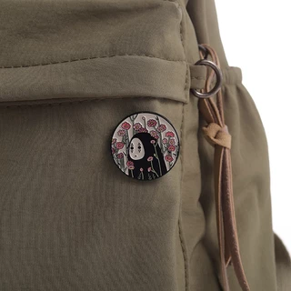 เครื่องประดับ เข็มกลัด รูปการ์ตูนอนิเมะ Spirited Away Pin น่ารัก สีดํา เหมาะกับของขวัญเพื่อน