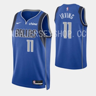 【คุณภาพสูง】ใหม่ ของแท้ NBA Dallas Mavericks สําหรับผู้ชาย #11 เสื้อกีฬาแขนสั้น ลายทีม Kyrie Irving Jersey Icon Edition สีฟ้า