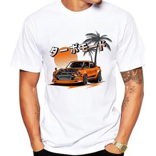 เสื้อยืดแขนสั้นลําลอง พิมพ์ลาย Datsun Turbo Orange Car สีขาว สไตล์วินเทจ ฮาราจูกุ แฟชั่นฤดูร้อน สําหรับผู้ชาย