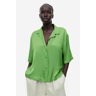 H&amp;M  Woman Boxy viscose blouse 1131902_1