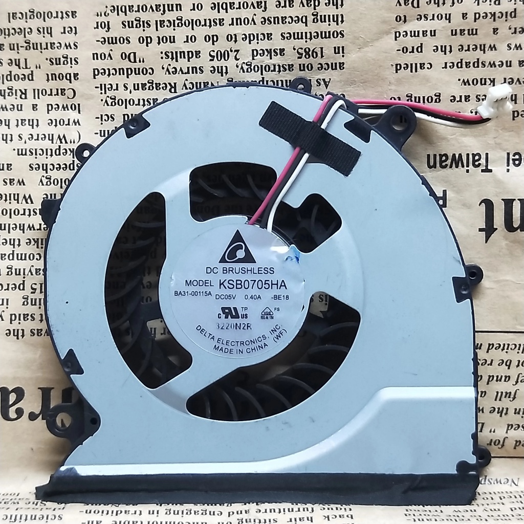 แล็ปท็อป CPU Cooler พัดลมสําหรับ SAMSUNG NP370R4E NP370R5E NP450R4V NP450R5V NP510R5E NP470R5E NP450