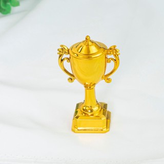 ฉากการแข่งขันการแข่งขันการแข่งขันการแข่งขันขนมวางถ้วยรางวัลม…