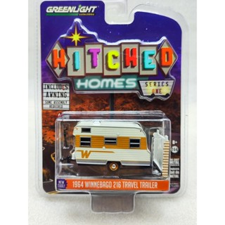 Winnebago รถพ่วง 216 สีขาว และสีทอง 1:64 1964