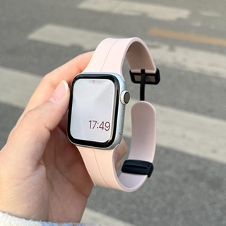 ใหม่ สายนาฬิกาข้อมือซิลิโคน แบบแม่เหล็ก พับได้ สําหรับ Apple Watch Series Ultra 8 7 SE 6 5 4 3 2 1 ขนาด 42 44 45 49 มม. 38 40 41 มม.