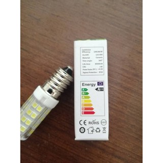 อุปกรณ์ส่องสว่าง 0000235 หลอดไฟ LED E 14 กลียวกลาง สีขาว