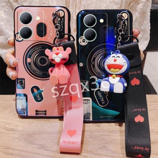 เคสโทรศัพท์มือถือ แบบนิ่ม ลายกล้องถ่ายรูป พร้อมสายคล้อง และจี้ตุ๊กตาน่ารัก สําหรับ VIVO Y36 V27 V27e V25 V25e Y16 Y22 Y22S Y02 Y77 Y21T Y33T X90 Pro 5G