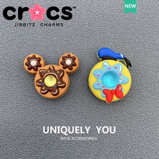 Jibbitz Crocs charms หัวเข็มขัด รูปดอกไม้น่ารัก อุปกรณ์เสริม สําหรับตกแต่งรองเท้า 2023