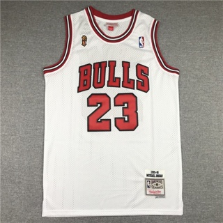Champion Mitchell &amp; Ness Chicago Bulls 1995-96 NBA สไตล์เรโทรคลาสสิก สําหรับผู้ชาย #เสื้อกีฬาบาสเก็ตบอล ลายทีม Michael Jordan Jersey 23 ชุดเยือน สีขาว 841416