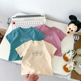 พร้อมส่ง เสื้อยืดแขนสั้น ผ้าฝ้ายแท้ พิมพ์ลายการ์ตูนหมี สไตล์เกาหลี สําหรับเด็กผู้ชาย และเด็กผู้หญิง อายุ 1-3 ปี