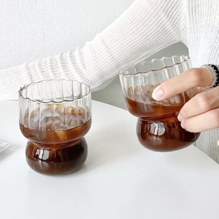 แก้วน้ําใส รูปทรงสร้างสรรค์ สําหรับใส่กาแฟ นม ใช้ในครัวเรือน
