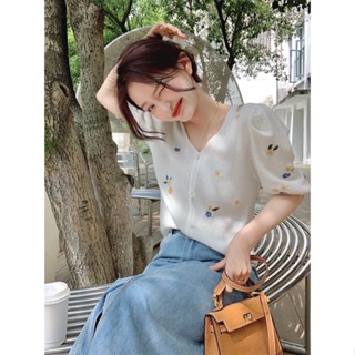 [SheSaid] ผ้าชีฟองสีขาว ผ้าถักผ้าเย็นในฤดูร้อน ปักลายดอกไม้ เสื้อยืดแขนสั้น ผ้าทอลายบาง