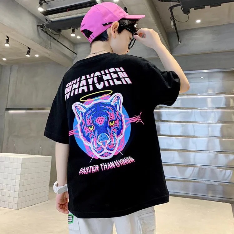 Cokids เสื้อยืดแขนสั้นเด็กผู้ชาย 2023 ฤดูร้อนใหม่กลางและใหญ่เด็กฤดูร้อนแจ็คเก็ตเด็กเกาหลีแขนครึ่งน้ำขายส่ง