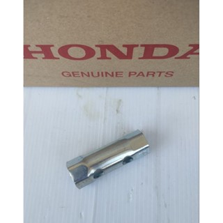 89216-GBG-700บ๊อกขันหัวเทียน/เครื่องมือประจำรถแท้ HONDA CLICK 110,DREAM,WAVE100-125,SONIC 125,จำนวน1ชิ้น