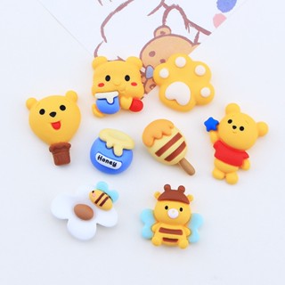 การ์ตูนดอกไม้ Jibbitz Charm Winnie The Pooh Crocs Jibbits Honey Bear Jibits Crocks สําหรับเด็ก รองเท้า อุปกรณ์เสริม DIY จี้รองเท้า หมุดตกแต่ง