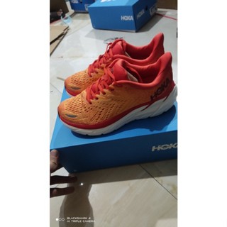 ใหม่ HOKA ONE ONE Clifton 8 Shock Absorption รองเท้าวิ่ง สีส้ม สีแดง 2023 TCQD