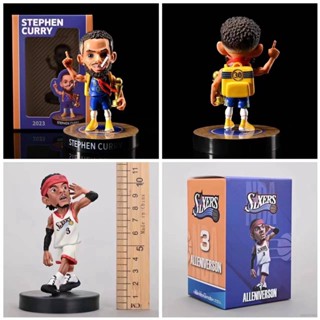 ใหม่ โมเดลฟิกเกอร์ NBA Star Stephen Curry Allen Iverson ของเล่นสําหรับเด็ก เก็บสะสม ตกแต่งรถยนต์