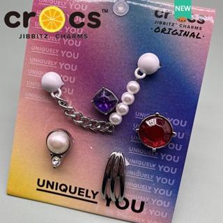 Crocs jibbitz charms หัวเข็มขัดโลหะ สีแดง เพชรสีฟ้า คุณภาพสูง อุปกรณ์เสริมรองเท้าสำหรับ DIY