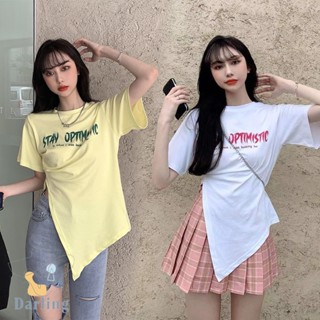 เสื้อแขนสั้นแบบไม่สม่ำเสมอ เสื้อยืดคอกลมผ้านิ่มใส่สบาย พิมพ์ลายแฟชั่นวินเทจ