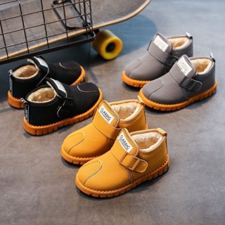 Winter childrens snow boots, girls velveteen cotton shoes, boys warm Martin boots, baby flat-soled anti-skid boots.