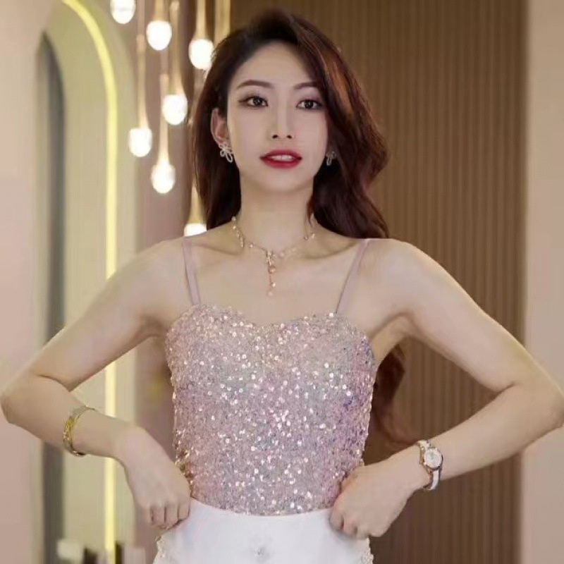 <พร้อมส่ง จัดส่งด่วน > เสื้อสายเดี่ยวเซ็กซี่ ประดับเลื่อมเพชร ระบายอากาศ เหมาะกับฤดูร้อน สําหรับผู้หญิง