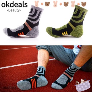 OKDEALS ถุงเท้ากีฬาแบดมินตัน ข้อยาว แบบนิ่ม แฟชั่นสําหรับผู้ชาย