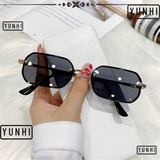 Yunhi แว่นตากันแดด UV400 ทรงสี่เหลี่ยมผืนผ้า ขนาดเล็ก หลากสี ไร้ขอบ ป้องกัน UV400 สําหรับผู้หญิง และผู้ชาย