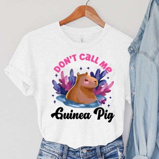 Capybaras เสื้อยืด พิมพ์ลายการ์ตูนสัตว์ ดอกไม้ Dont Call Me Guinea Pig 2023