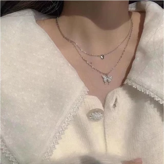 A HELLO GIRL สองชั้น ผีเสื้อ สร้อยคอ ผู้หญิง ใหม่ Ins ไหปลาร้า โซ่ หรูหรา จี้สร้อยคอ เครื่องประดับ สาวสวัสดี