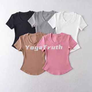 【YOGATRUTH】เสื้อยืดแขนสั้น คอยู เข้ารูป สีพื้น สไตล์สปอร์ต สําหรับเด็กผู้หญิง