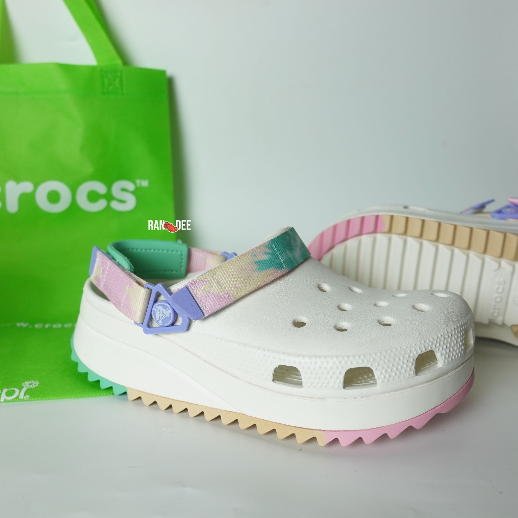 Crocs รองเท้าเดินป่า สไตล์คลาสสิก สีขาว สําหรับผู้หญิง