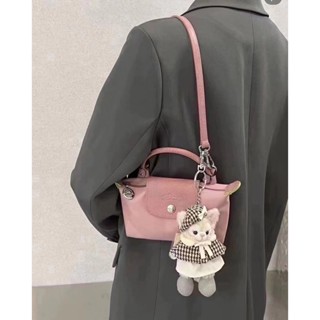 **C** กระเป๋า Longchamp mini มาพร้อมสายยาว มีหลายสี ใหม่ ของแท้