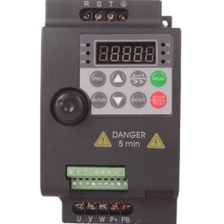 อินเวอร์เตอร์แปลงความถี่ 310VFD VFD 0.75 1.5 2.2kw 3P 220V