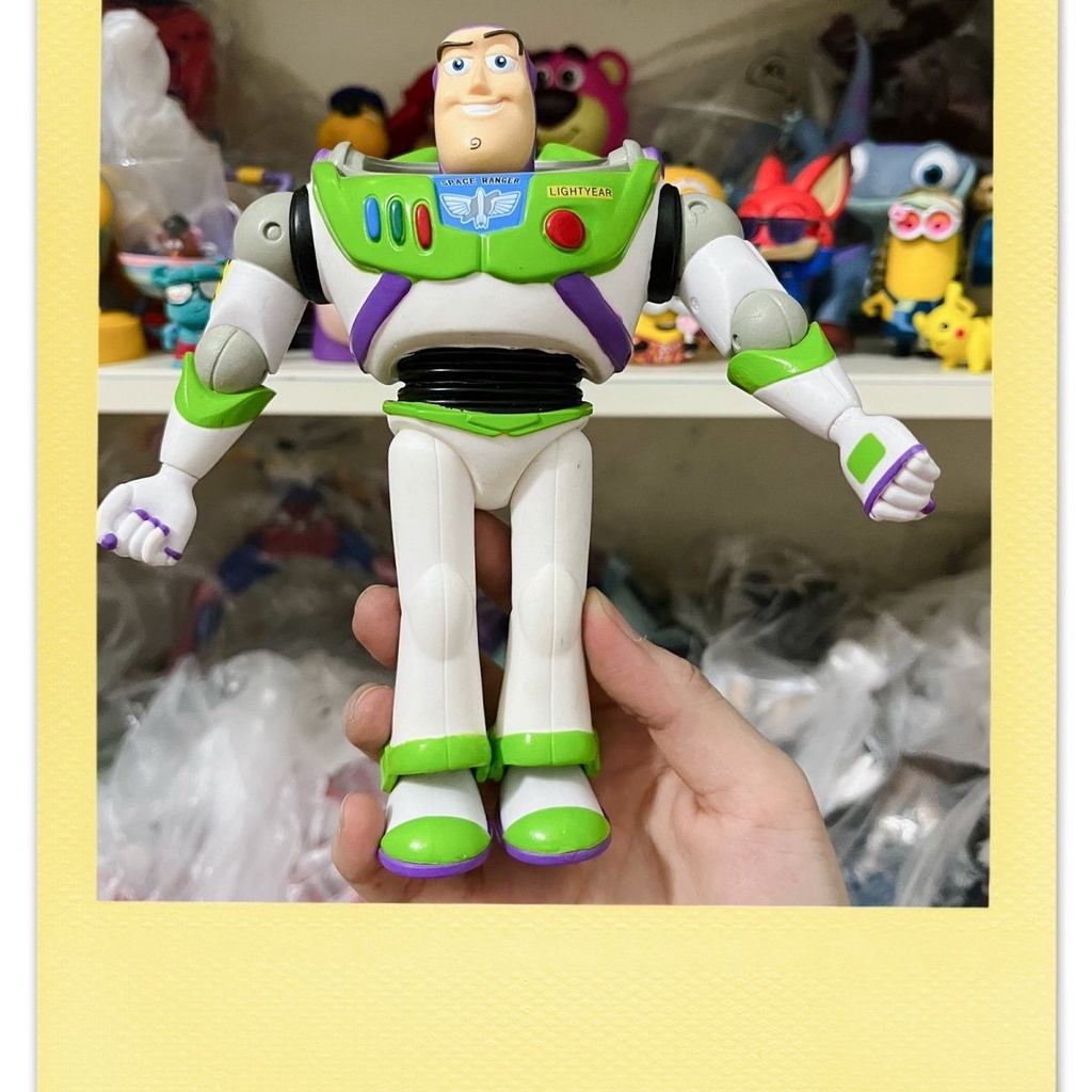 Buzz Lightyear Fur Monster Toy Story ฟิกเกอร์ ของแท้ อะนิเมะ เล่นบ้าน ของเล่นเด็ก มือสอง