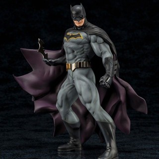 9.9 เหนื่อยมากตุ๊กตาKotobukiya ARTFX+Batman Rebirth ของแท้ COEU