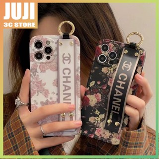 Juji เคสโทรศัพท์มือถือแบบนิ่ม กันกระแทก ลายดอกคามิเลีย พร้อมสายคล้องข้อมือ แฟชั่น สําหรับ IPhone14 13 12 11 Pro Max 12 X XS Max XR