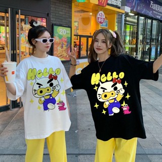 เสื้อยืดแขนสั้น คอกลม ทรงหลวม พิมพ์ลาย Hello Kitty แฟชั่นฤดูร้อน สไตล์ฮิปฮอป สําหรับผู้หญิง และผู้ชาย 2023