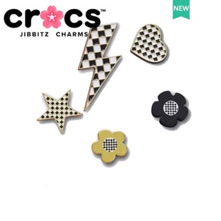 Jibbitz หัวเข็มขัดโลหะ รูปหมากรุก ดอกไม้ คุณภาพสูง สําหรับตกแต่งรองเท้า crocs DIY