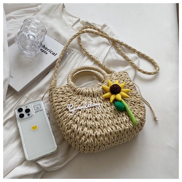 【พร้อมส่ง】กระเป๋าสาน กระเป๋าผู้หญิง สไตล์ Summer รูปทรงดีไซน์สวยงาม   รุ่น D-1362