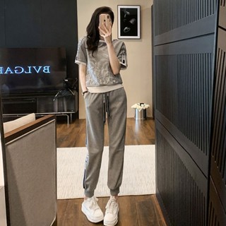 Womens short-sleeved sports and leisure suits in European station are fashionable in summer, slim, high-end, aging, short-sleeved, two-piece set of foreign fashion.