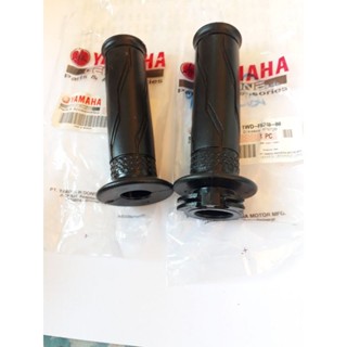 ปลอกแฮนด์+ปลอกคันเร่งแท้YAMAHA YZFR3ปี2015-2020,1คู่( 2DP-F6241-00,1WD-F6240-00X2)