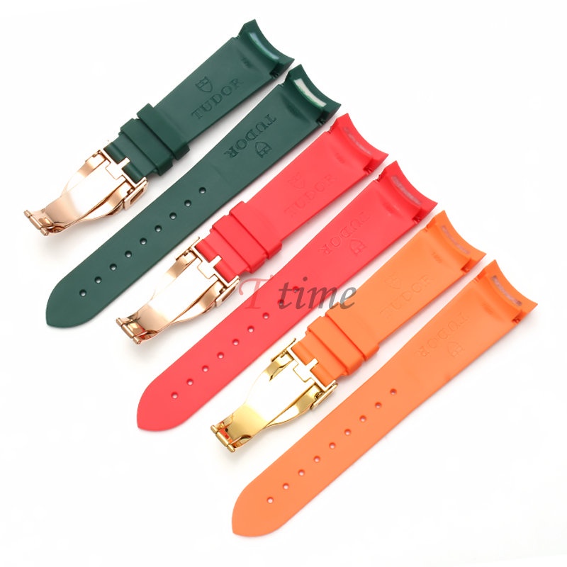 คุณภาพสูง Fluororubber สายนาฬิกาสําหรับ Tudor Black Bay 22 มม.Curve End สร ้ อยข ้ อมือซิลิโคนกันน ้ ําสายรัดนุ ่ มโลโก ้ พับหัวเข ็ มขัด Pin Buckle