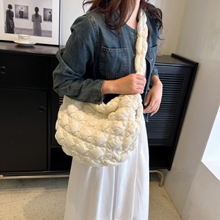 Carlyning Style Cozy Soft M Womens Bag Jennie Cos Cloud Bag กระเป๋าสะพายไหล่ ผ้าฝ้าย แบบนิ่ม ขนาดใหญ่ จุของได้เยอะ ลายก้อนเมฆ แฟชั่นสําหรับสตรี