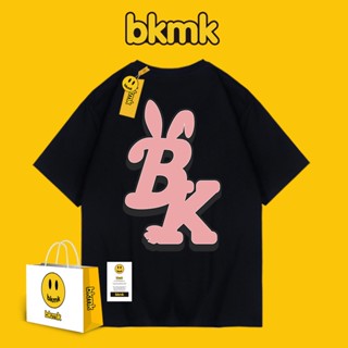 Bkmk เสื้อยืด แขนสั้น พิมพ์ลายหูกระต่าย ตัวอักษร อเมริกัน ทรงหลวม เหมาะกับฤดูร้อน สําหรับผู้ชาย คู่รัก